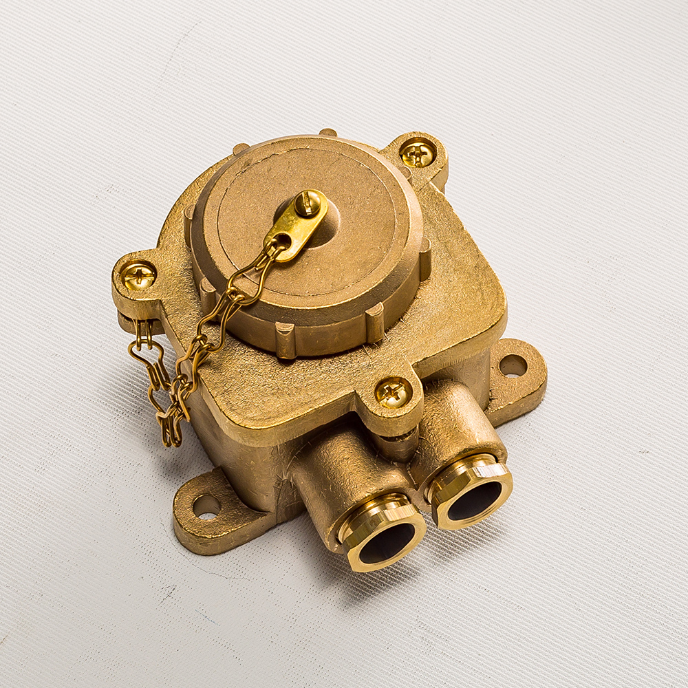 Japanies-Type-Brass-Socket